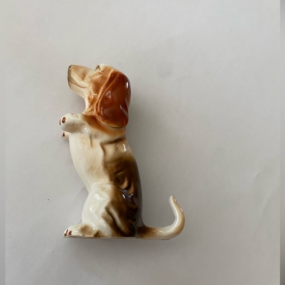 Vintage Bassett Hound Porcelain Figurine - Picture 2 of 6